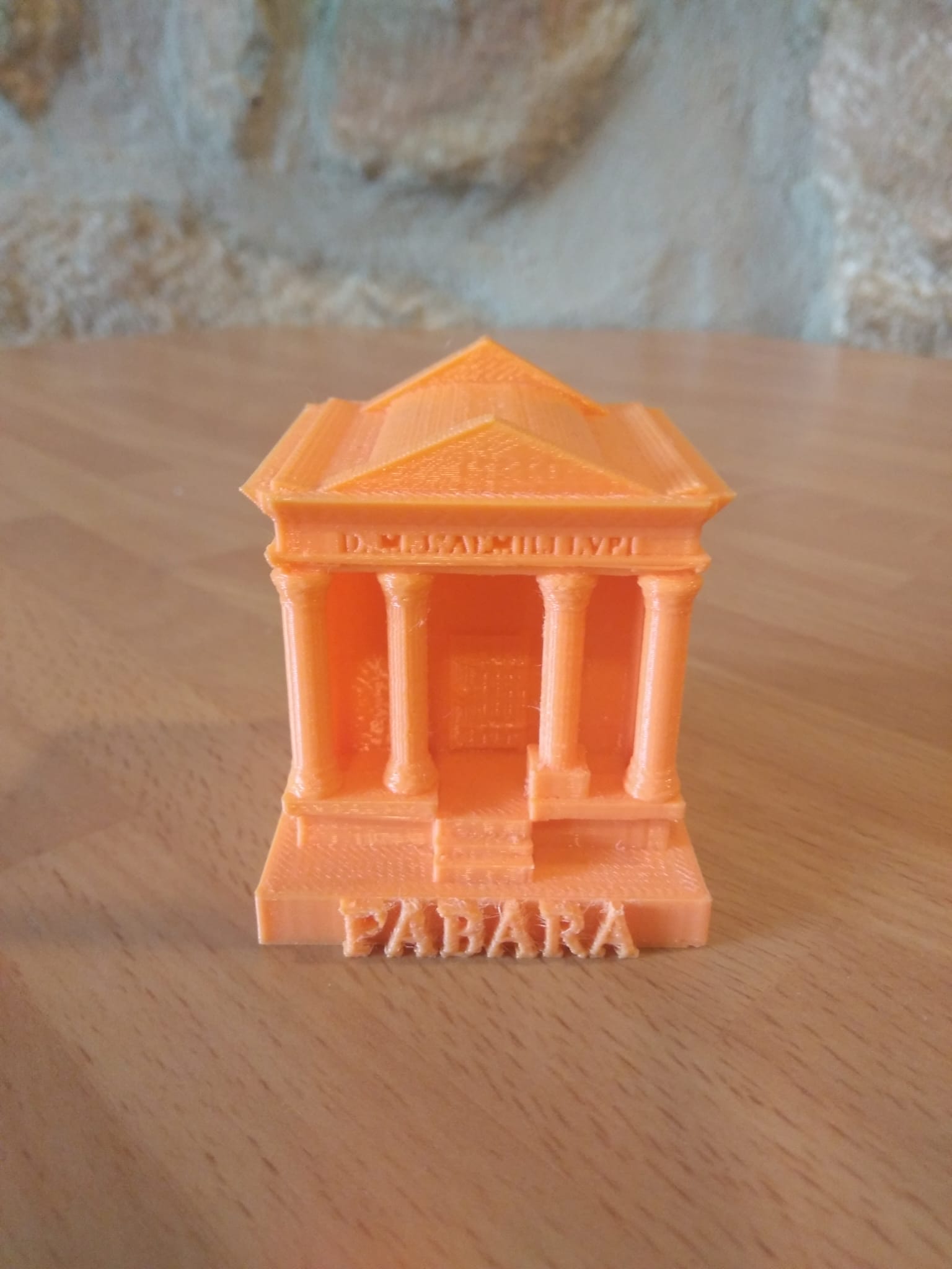 Mausoleo Romano de Fabara en 3D naranja